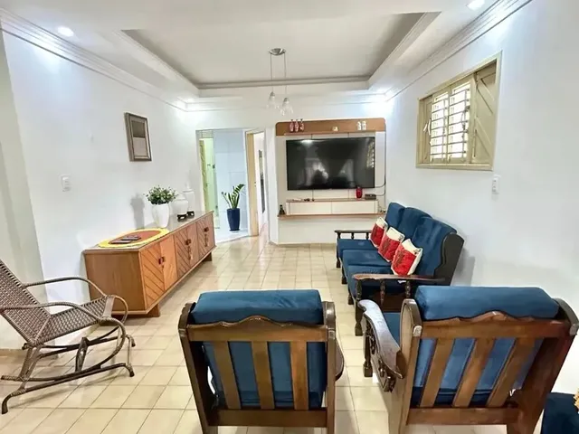Imagem 9: Casa Duplex Ampla com 6 Quartos no Dix-Sept Rosado Excelente Localização