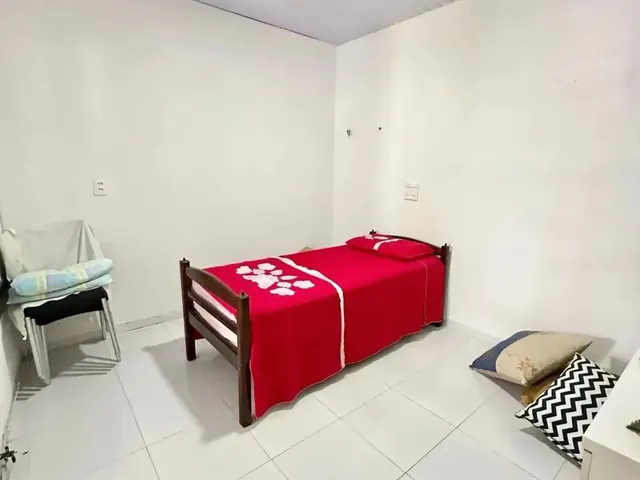 Imagem 11: Casa Duplex Ampla com 6 Quartos no Dix-Sept Rosado Excelente Localização