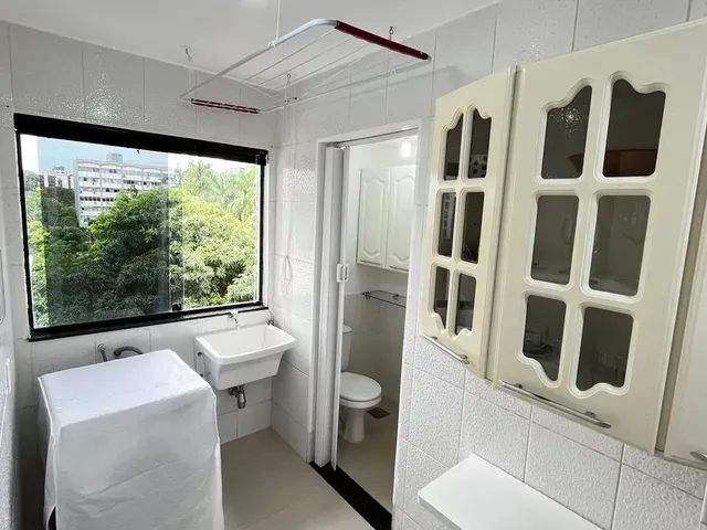 Imagem 9: Apartamento para Aluguel Possui 55 Metros Quadrados com 2 Quartos