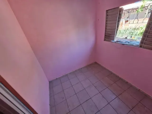 Imagem 2: Kitnet/ Studio com 1 Quarto(S) e 1 Banheiro(S) para Alugar, 40 M² por R$ 600 / Mês