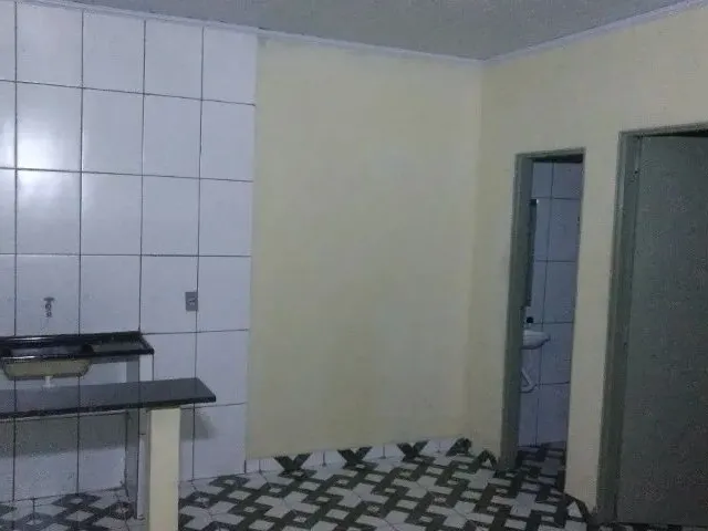 Imagem 2: Kit/Casa/Quitinete com 01 Quarto na 9 da Ceilândia Norte Próximo Ao Metrô e Via Leste