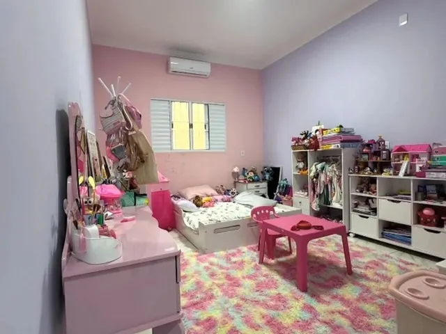 Imagem 9: Casa no Pajuçara com 3 Quartos / 1 Suite e Varanda Gourmet com Churrasqueira a Venda