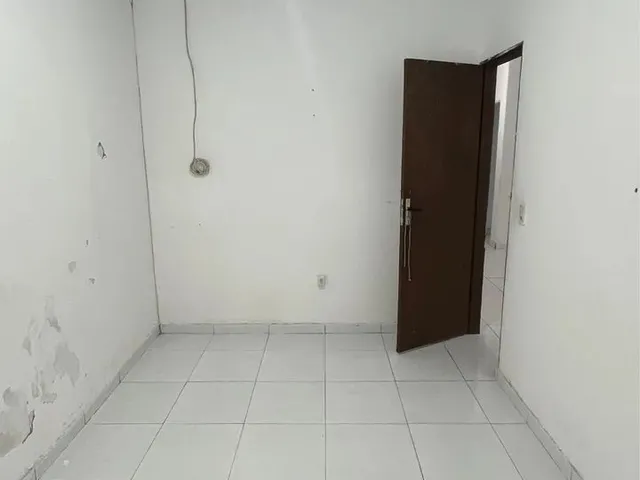 Imagem 12: Casa com Três Quartos e Garagem