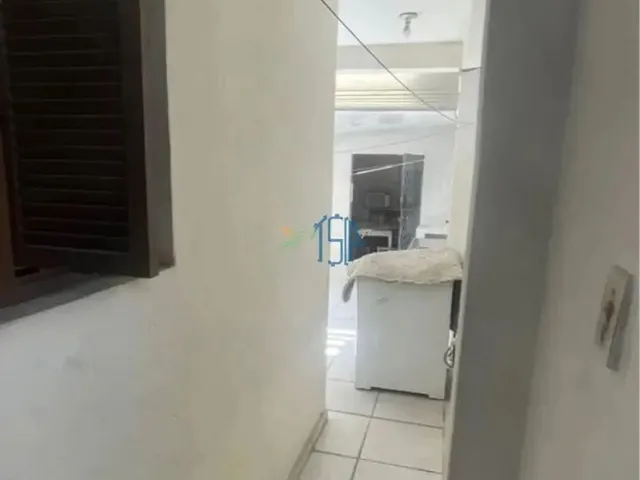 Imagem 3: Casa Padrão / Casa em Rua Pública em Natal / Casa com 2 Pavimentos / Casa no Bairro