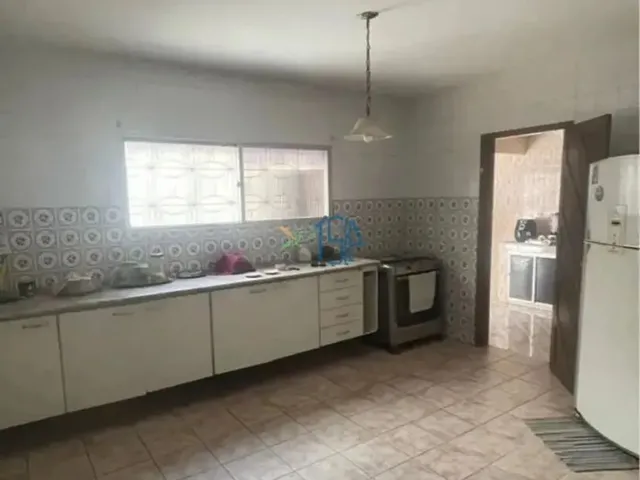 Imagem 15: Casa Padrão / Casa em Rua Pública em Natal / Casa com 2 Pavimentos / Casa no Bairro