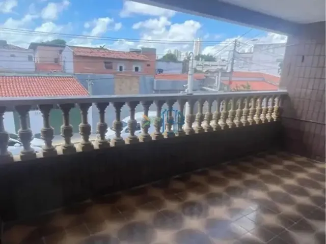 Imagem 11: Casa Padrão / Casa em Rua Pública em Natal / Casa com 2 Pavimentos / Casa no Bairro