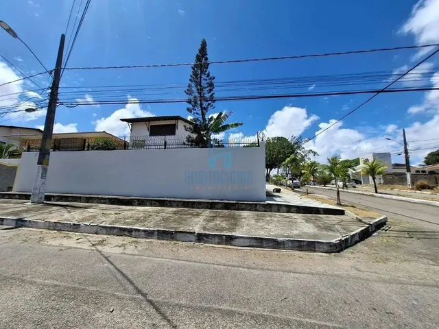 Imagem 11: Casa de Esquina com 360 M² Construídos em Terreno de 450 M² À Venda em Capim Macio