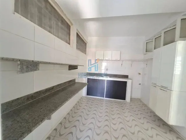 Imagem 7: Casa de Esquina com 360 M² Construídos em Terreno de 450 M² À Venda em Capim Macio