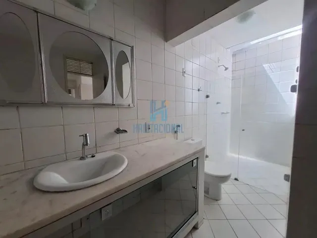 Imagem 5: Casa de Esquina com 360 M² Construídos em Terreno de 450 M² À Venda em Capim Macio