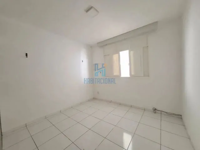 Imagem 9: Casa de Esquina com 360 M² Construídos em Terreno de 450 M² À Venda em Capim Macio