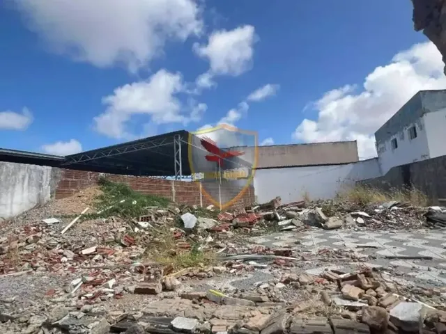Imagem 12: Imóvel para Venda Possui 250 Metros Quadrados com 2 Quartos em Quintas - Natal - Rn