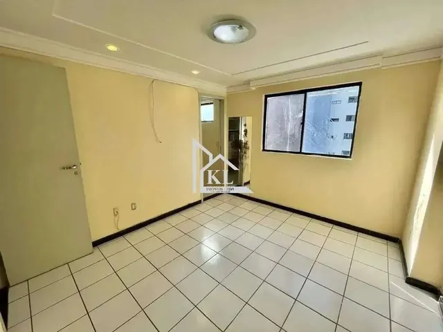 Imagem 2: Excelente Apartamento com 105M² em Candelária - 3 Quartos Sendo 2 Suítes no Cond Green