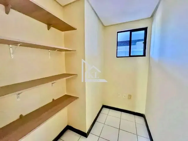 Imagem 14: Excelente Apartamento com 105M² em Candelária - 3 Quartos Sendo 2 Suítes no Cond Green