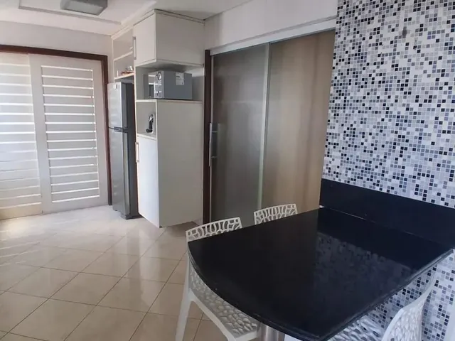 Imagem 9: Imóvel Tem 155 M² com 3 Quartos, Sendo 02 com Suítes em Tirol - Natal - Rn