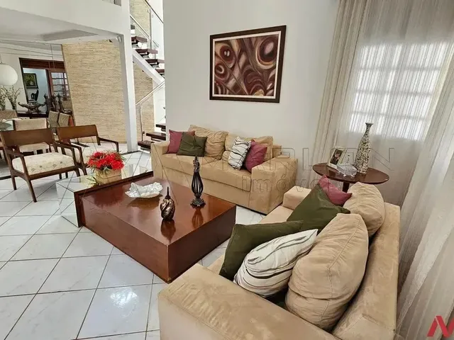 Imagem 2: Casa em san Valle, 4 Quartos, Sendo 3 Suítes, Dependência de Empregada, Área Gourmet