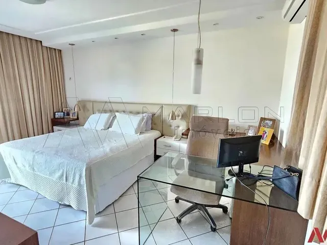 Imagem 4: Casa em san Valle, 4 Quartos, Sendo 3 Suítes, Dependência de Empregada, Área Gourmet
