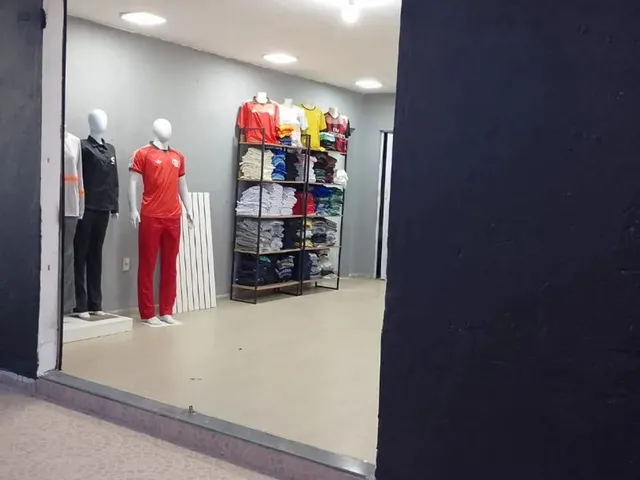 Imagem: A casa possui 2 Dormitórios, 1 Banheiro, 1 Vaga na
