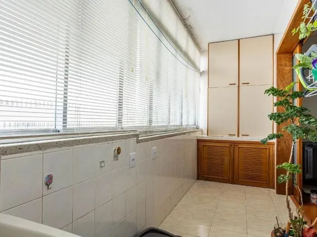 Imagem 2: Apartamento com 2 Dormitórios, Semimobiliado, no Bairro Jardim Botânico