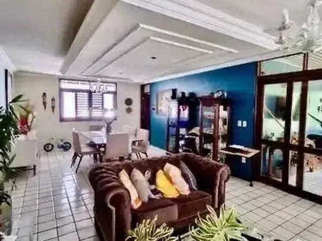 Imagem 9: Imóvel para Venda com 360 Metros Quadrados com 4 Quartos em Jardim Petrópolis - Maceió