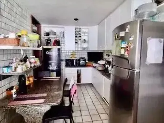 Imagem 11: Imóvel para Venda com 360 Metros Quadrados com 4 Quartos em Jardim Petrópolis - Maceió