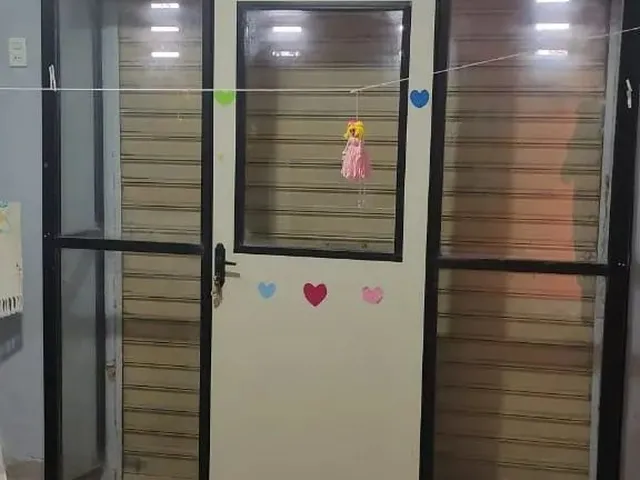 Imagem 9: Casa com Ateliê Perto do Bom Dia Supermercado!!!