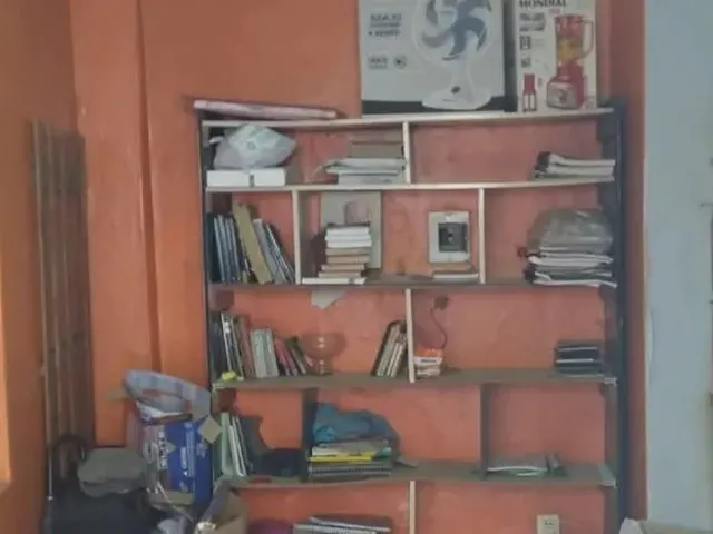 Imagem 12: Casa com Ateliê Perto do Bom Dia Supermercado!!!