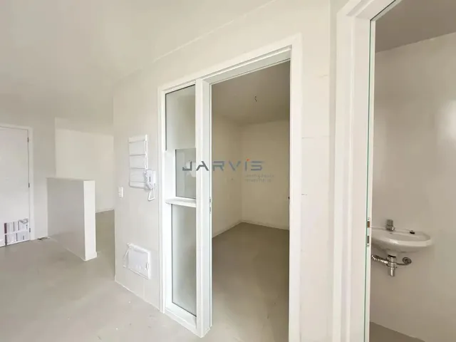 Imagem 2: Apartamento À Venda com 3 Quartos na Ponta Verde, R$ 1.280.000.00