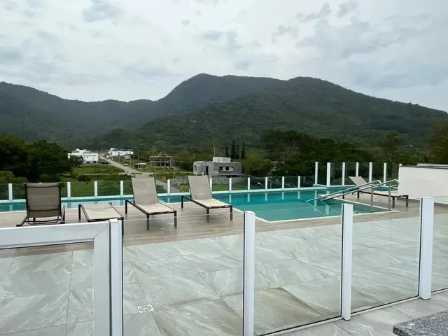 Imagem 8: Apartamento À Venda Mobiliado no Ribeirão da Ilha