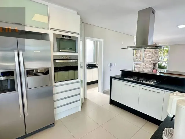 Imagem 16: Casa Alto Padrão em Condomínio Fechado