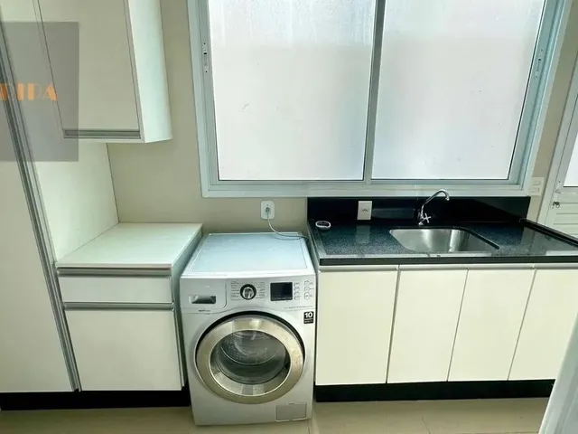 Imagem 13: Casa Alto Padrão em Condomínio Fechado