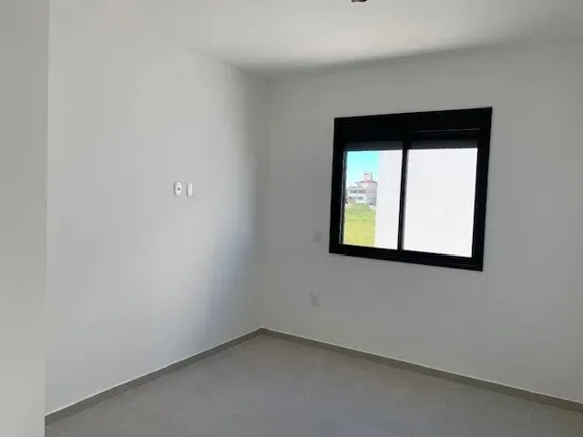 Imagem 10: Casa para Venda em Florianópolis, Ribeirão da Ilha, 2 Dormitórios, 2 Suítes, 3