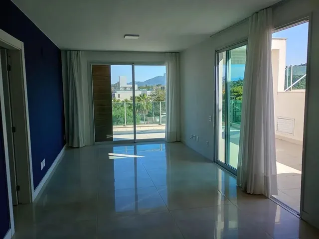 Imagem 5: Cobertura À Venda no Condomínio Oceanic em Florianópolis Abaixo do Valor de Mercado!