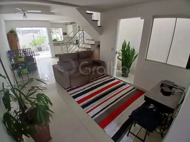 Imagem 3: Casa para Venda em Florianópolis, Ribeirão da Ilha, 3 Dormitórios, 2 Suítes, 3