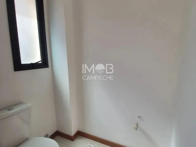 Imagem 2: Casa de 3 Quartos - com 1 Suíte no Campeche em Florianópolis Sc
