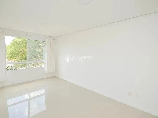 Imagem 13: Imóvel para Aluguel Possui 60 Metros Quadrados com 2 Quartos em Menino Deus - Porto