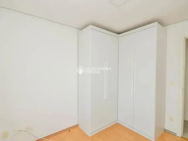 Imagem 11: Imóvel para Aluguel Possui 60 Metros Quadrados com 2 Quartos em Menino Deus - Porto