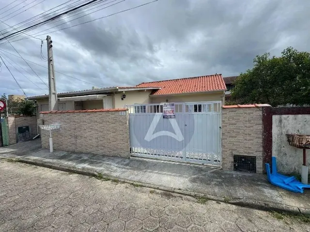 Imagem: Casa com 2 Dormitórios À Venda, 60 M²