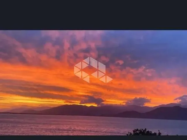 Imagem 9: Casa À Venda no Ribeirão da Ilha com 3 Quartos em Florianópolis