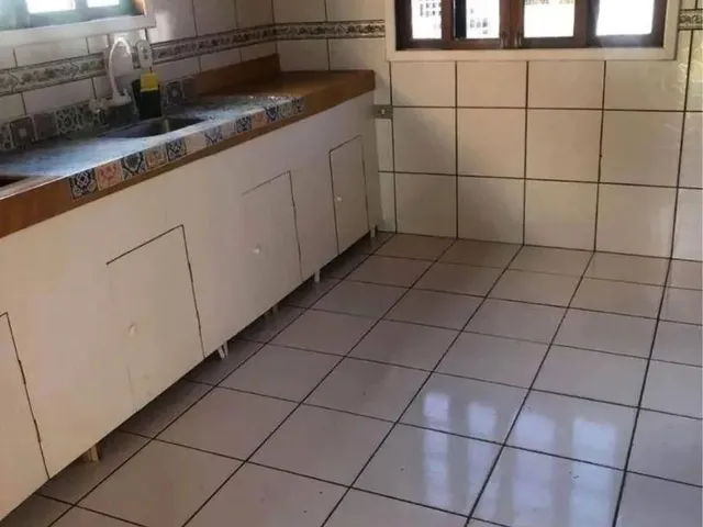 Imagem 5: Casa em Terreno com 360M2 em Rua Calçada no Campeche