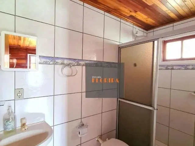 Imagem 2: Casa em Terreno com 360M2 em Rua Calçada no Campeche