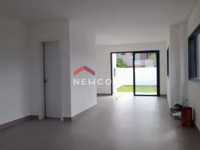 Imagem 5: Casa em Rua Jardim dos Eucaliptos - Campeche - Florianópolis/Sc