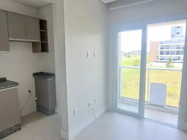 Imagem 3: Apartamento 2 Dormitórios Á Venda em Ribeirão da Ilha - Florianópolis - Sc