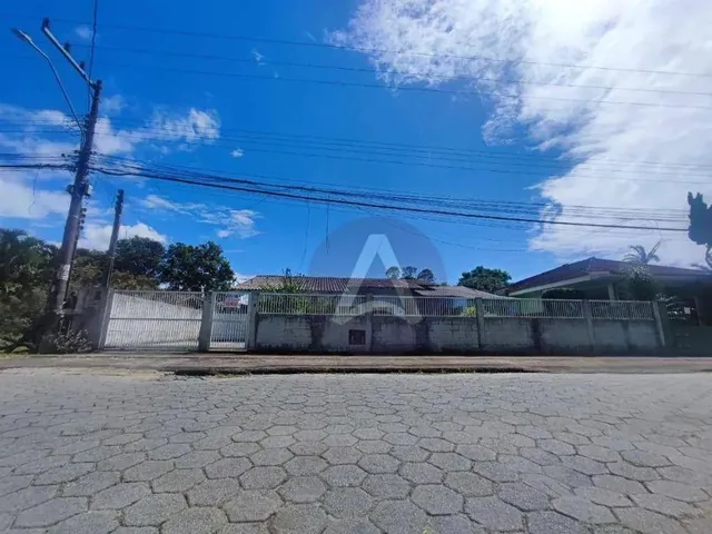Imagem: Casa com 4 Dormitórios À Venda, 170 M²