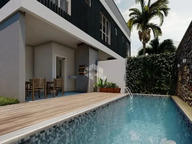 Imagem 3: Casa Sobrado com 4 Suites Sendo 1 Master em Florianópolis Sc, Bairro Campeche À Venda