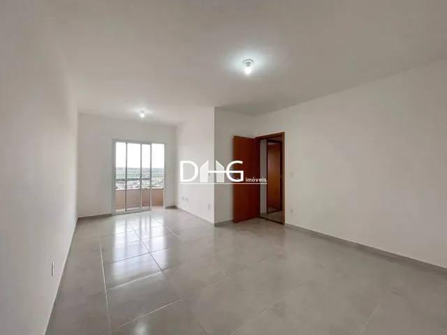 Imagem: O apartamento possui 3 Dormitórios, 1 Suíte, 2 Banheiros,