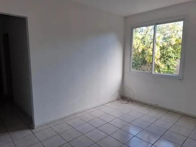 Imagem 1: Apartamento de 2 Dormitórios para Venda Próximo À Cel. Massot