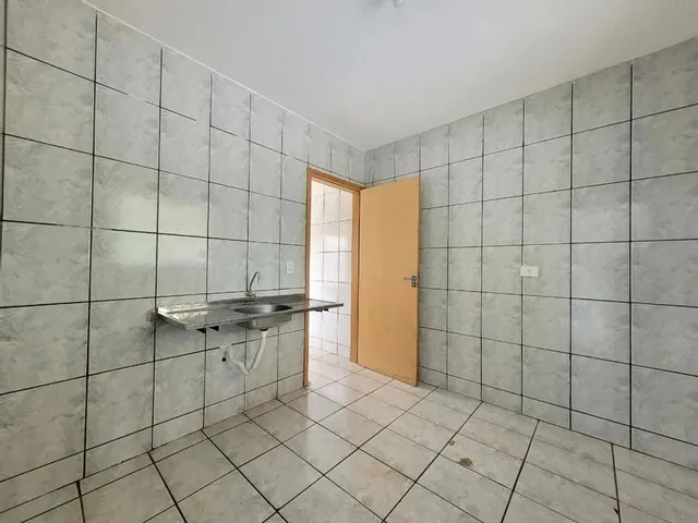 Imagem 6: Casa para Alugar em Maringá, Vila Nova, com 3 Quartos, com 72 M²