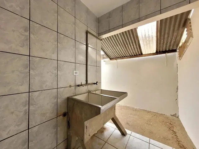 Imagem 2: Casa para Alugar em Maringá, Vila Nova, com 3 Quartos, com 72 M²