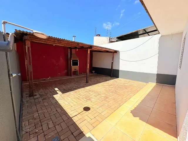 Imagem 13: Casa com 3 Quartos Sendo 1 Suíte no Jd. Itália II