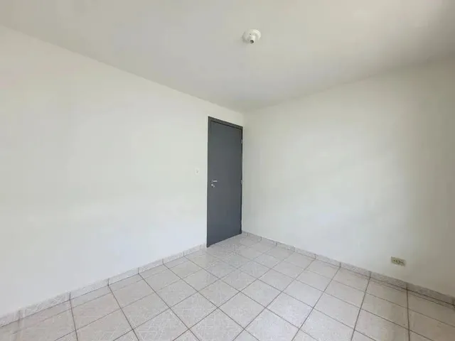 Imagem 3: Casa para Alugar em Maringá, Vila Nova, com 2 Quartos, com 80 M²